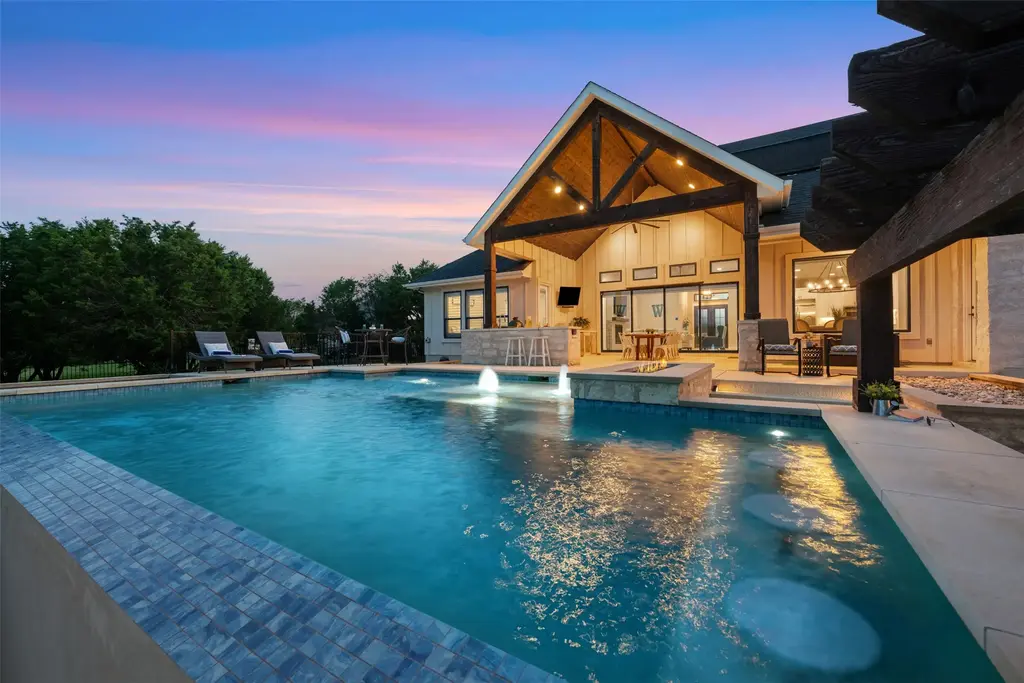 340 Beltorre Drive, Georgetown