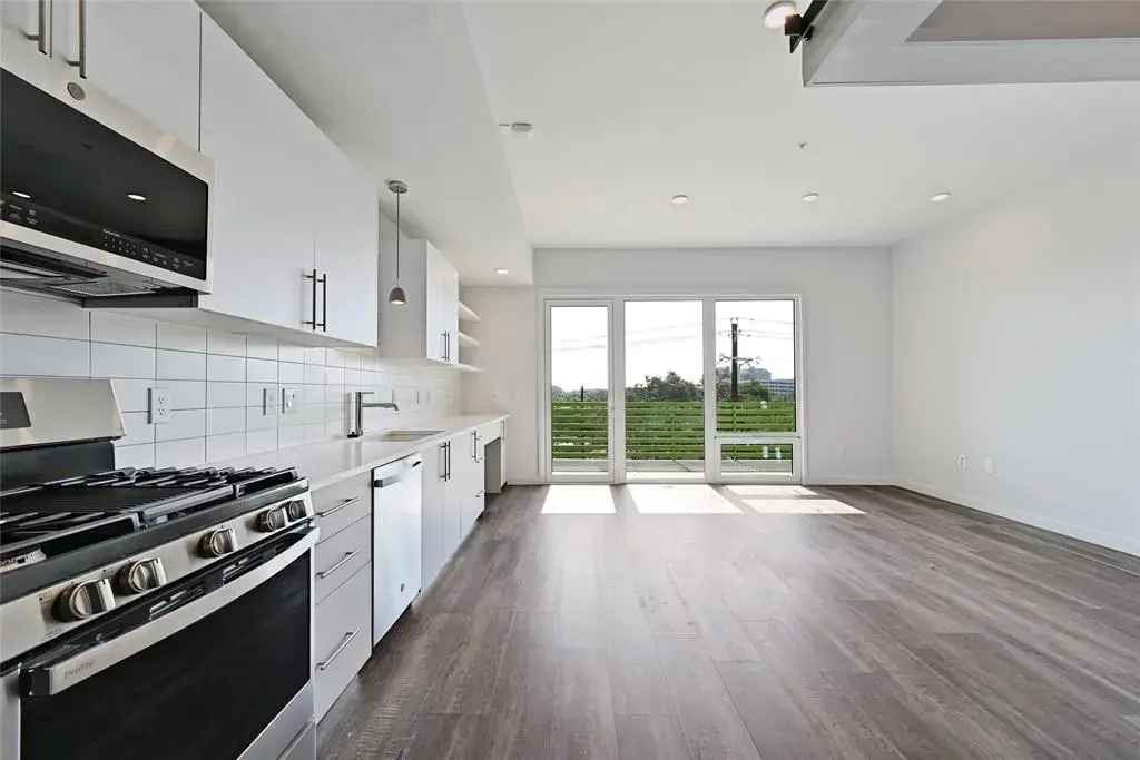 4004 Banister Lane 303, Austin