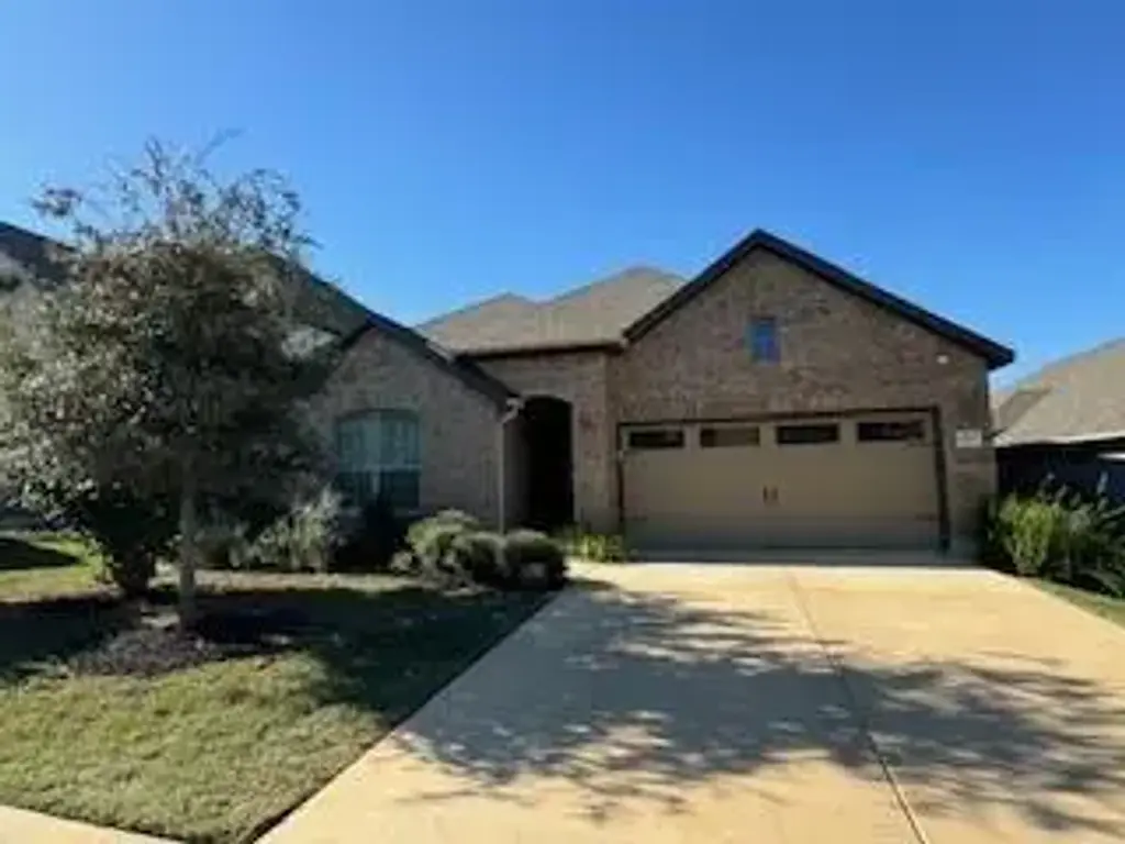 3833 Mercer Road, Georgetown