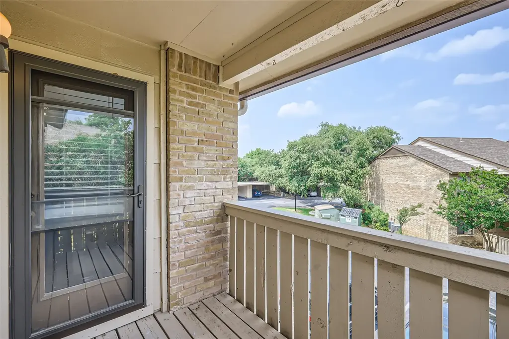 8210 Bent Tree Road 246, Austin
