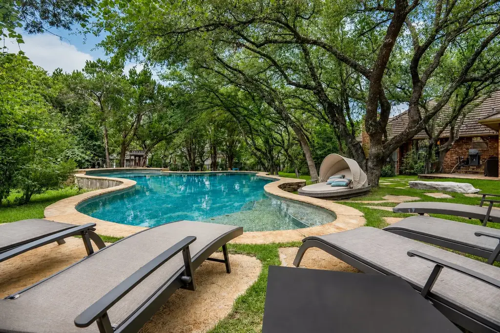 49 Lost Meadow Trail, The Hills