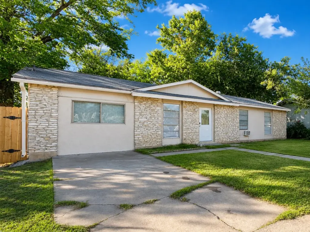 6204 Dove Springs Circle, Austin
