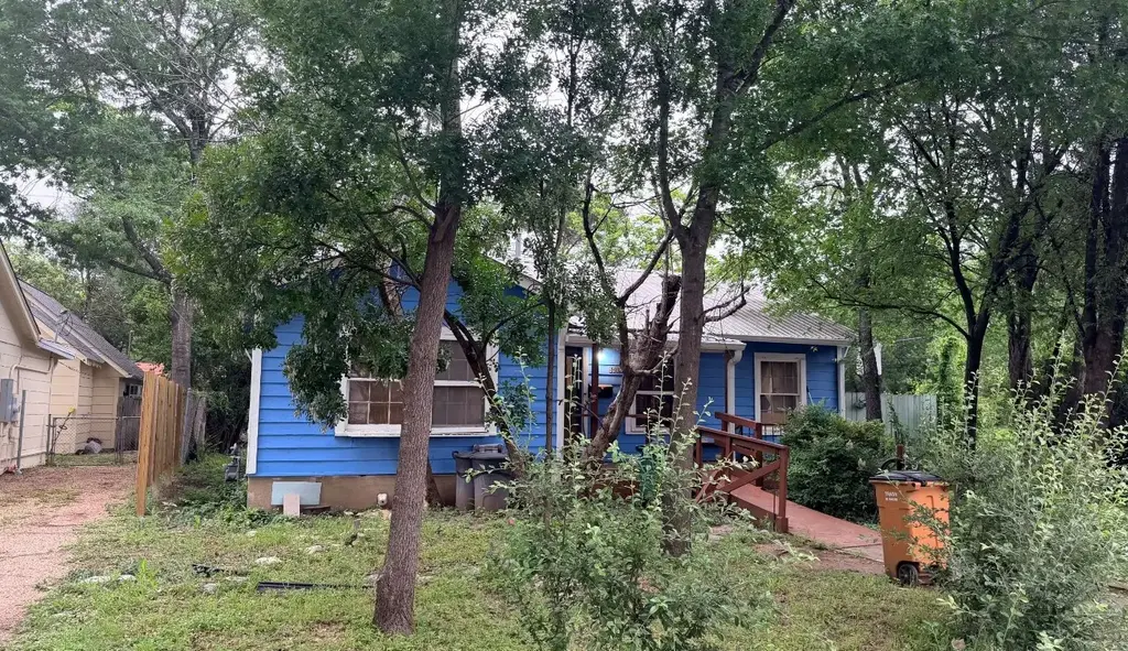 5214 Duval Street, Austin