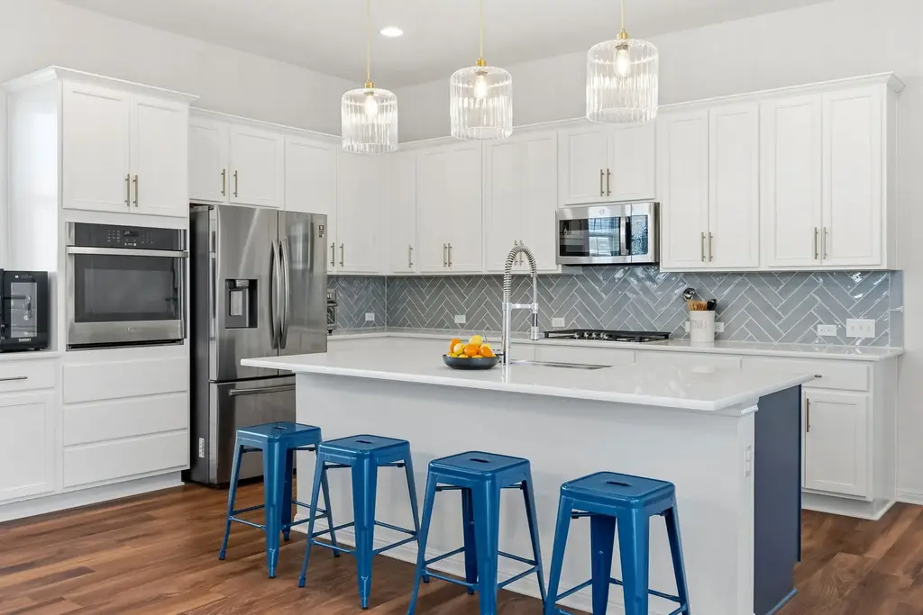 8704 Apogee Boulevard, Austin
