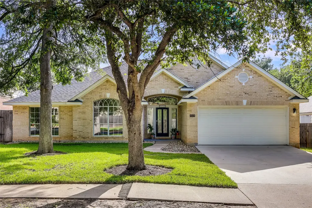 8928 La Siesta Bend, Austin