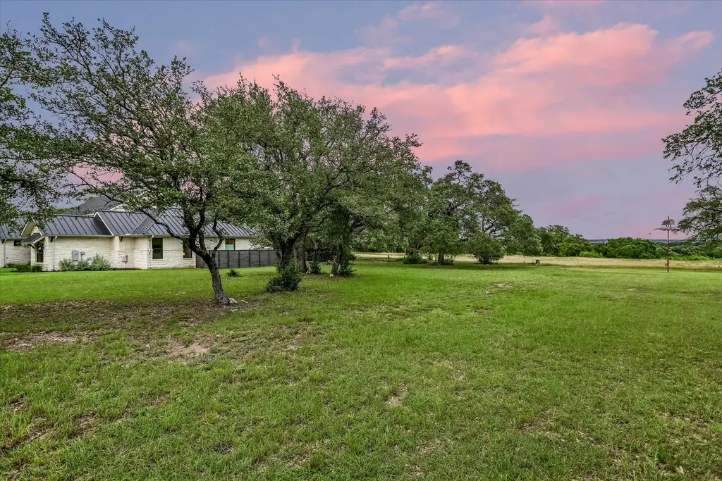 13 Peace Pipe, Wimberley