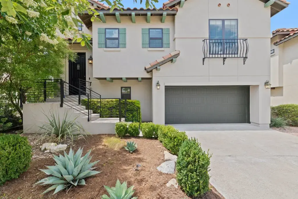 211 Honey Creek Court 6, Austin