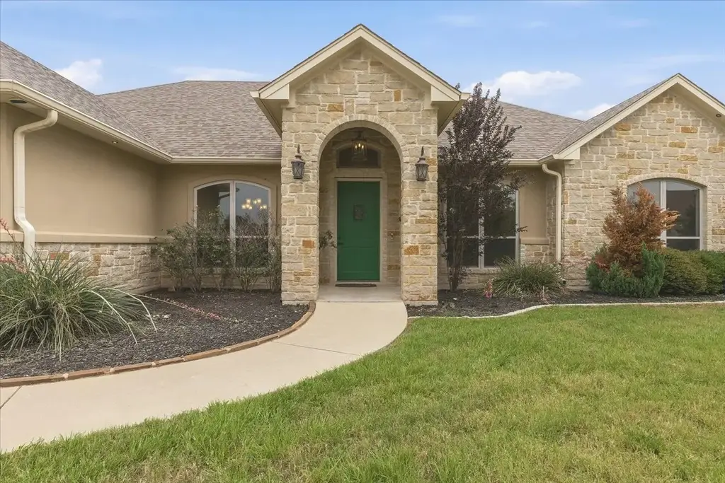 101 Eland Avenue, Bastrop