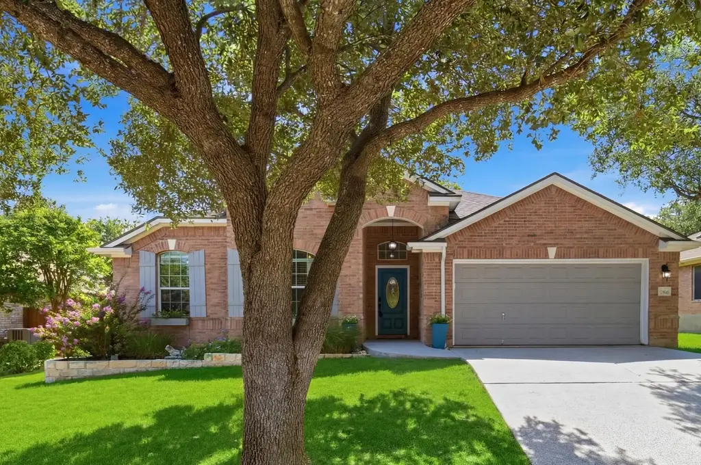 2409 Tumbling River Drive, Leander