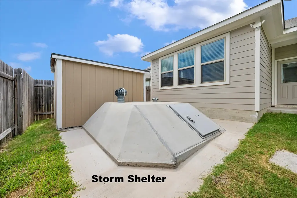 101 Quiet Man Drive, Jarrell