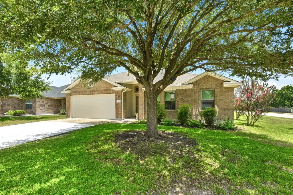 200 Gainer Drive, Hutto