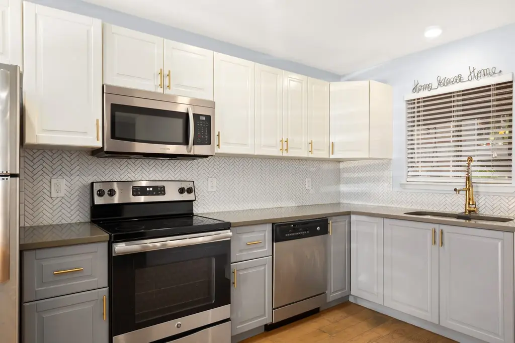 909 Reinli Street 142, Austin