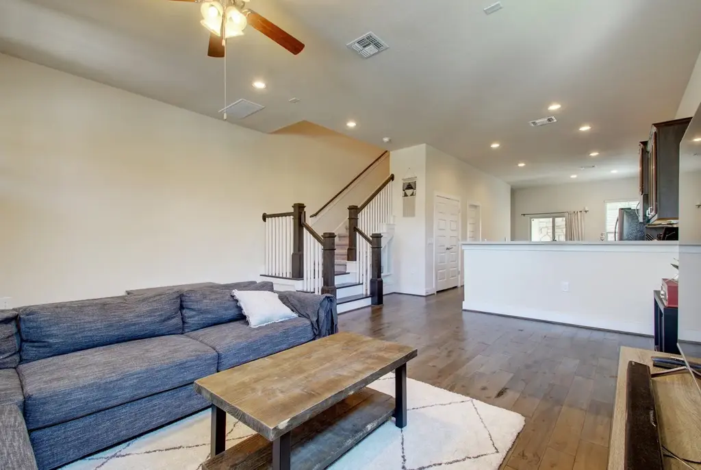 12205 Cottage Promenade Court 7, Austin