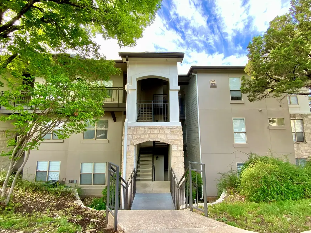 6000 Shepherd Mountain Cove 315, Austin