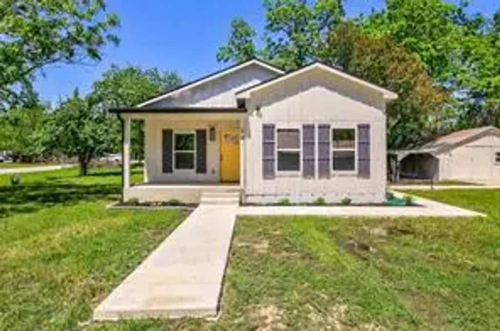 241 S Cotrell Street, Bartlett