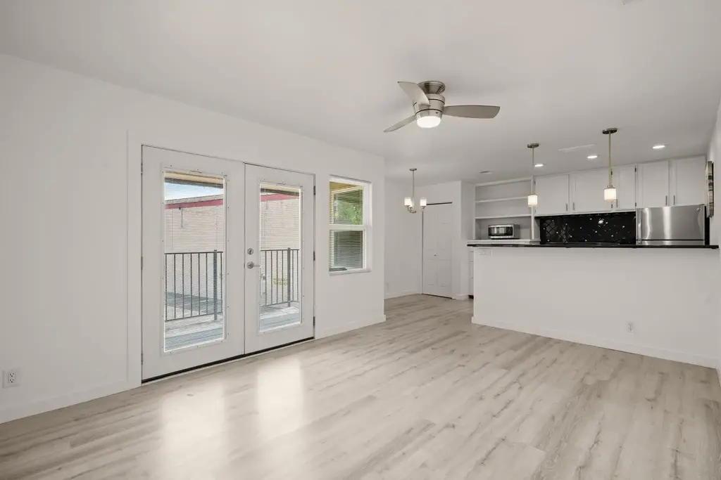 2600 Penny Lane Lane 211, Austin
