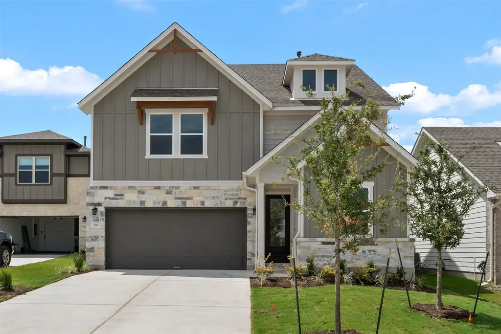 278 Crater Lake Drive, Dripping Springs