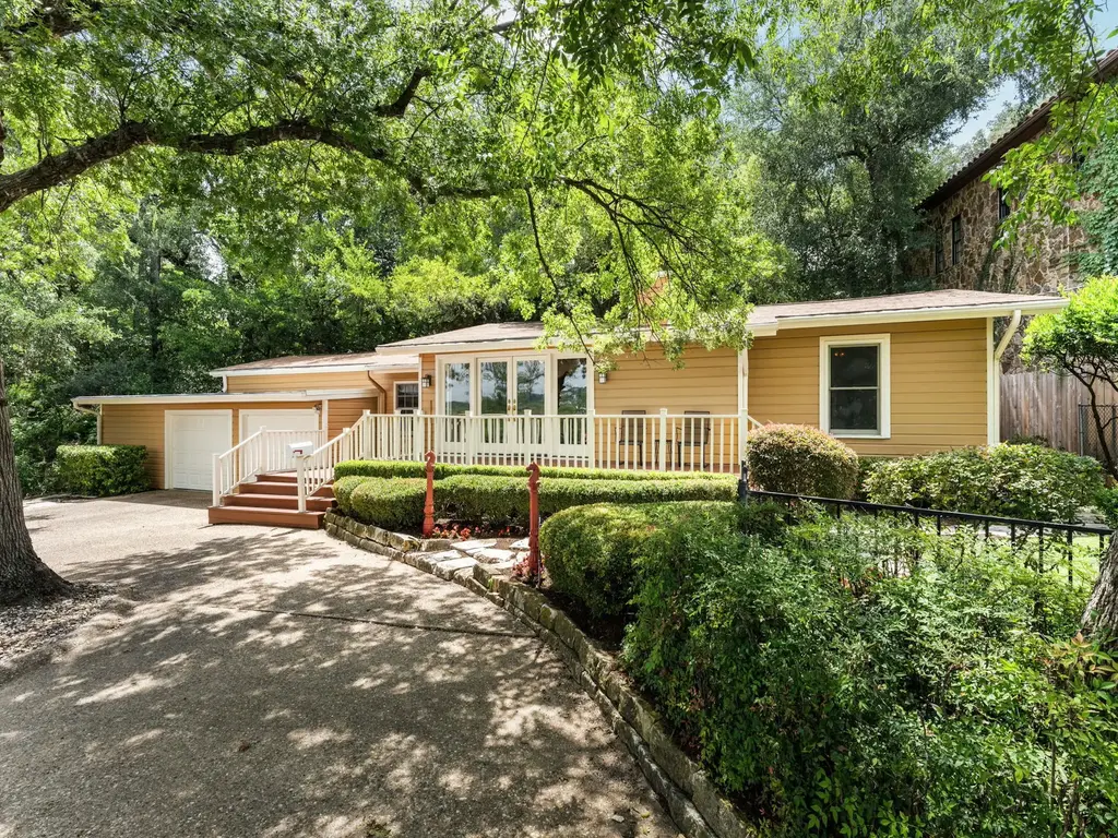 2205 Scenic Drive, Austin