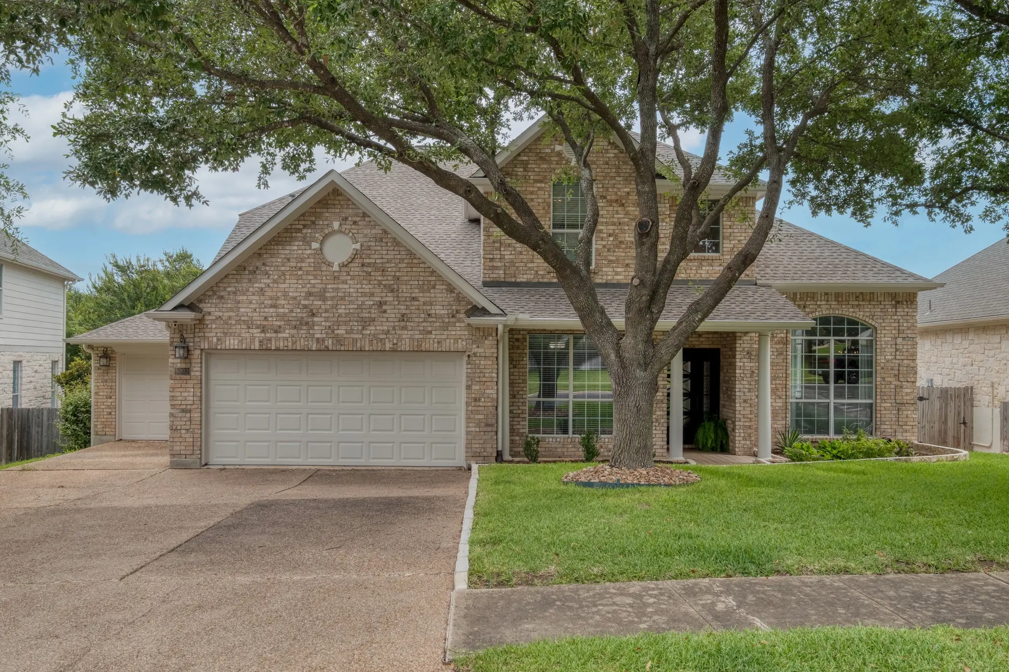 Photo of Listing #5409643