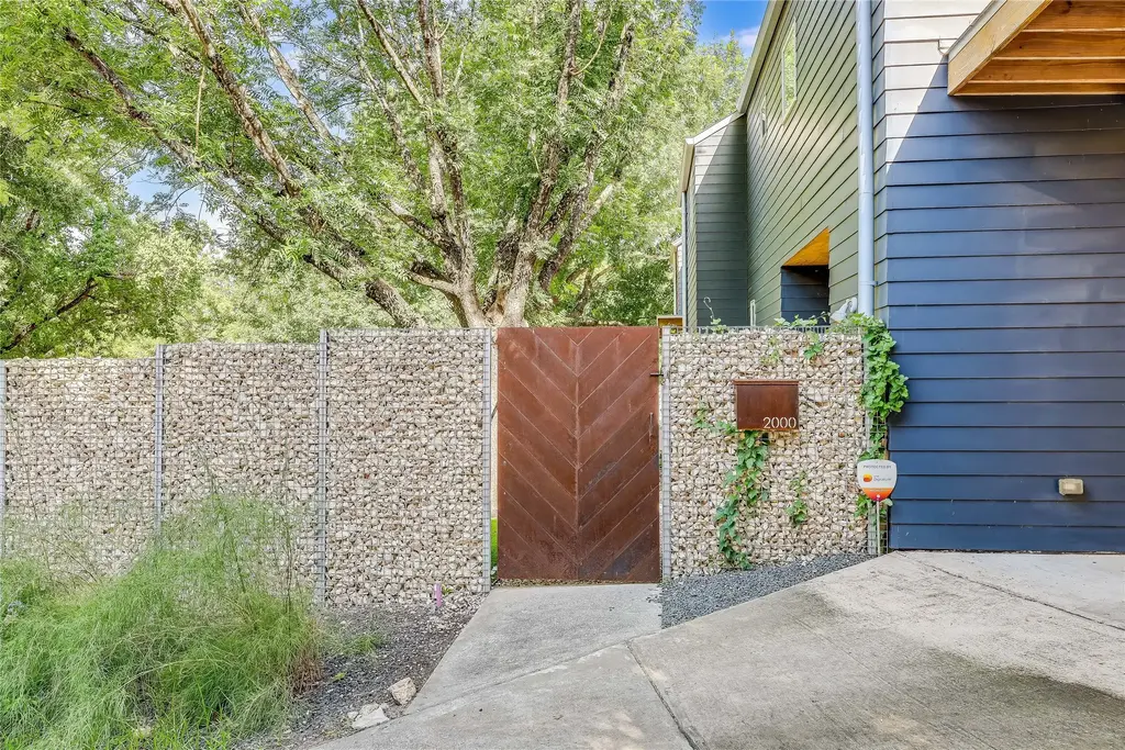 2000 Kenwood Avenue, Austin