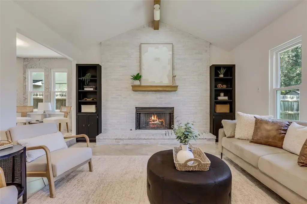 517 Maple Run, Round Rock