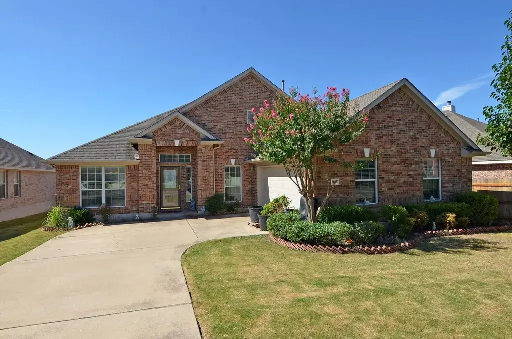 1438 Bull Horn Loop, Round Rock