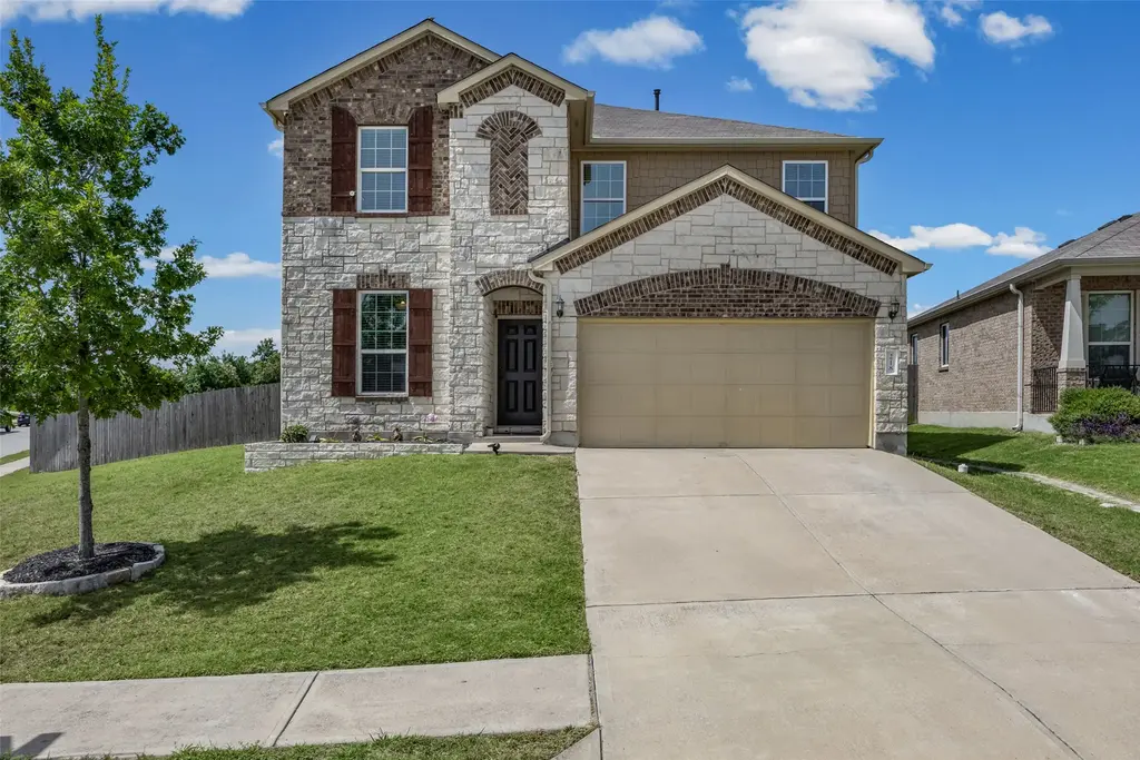 218 Lyre Leaf Drive, Buda