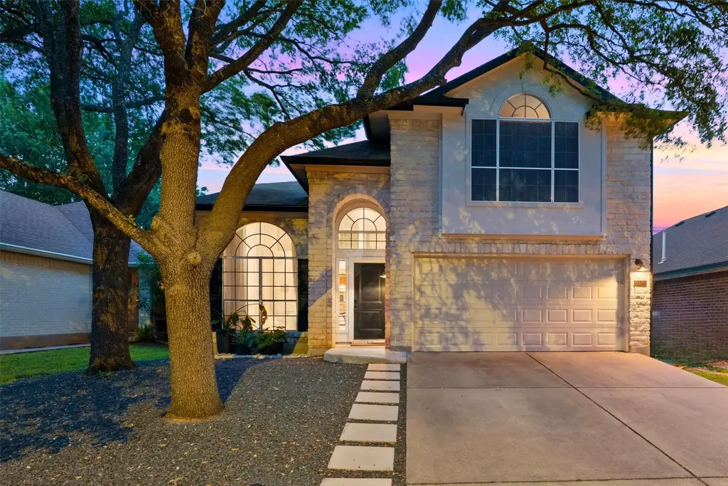 9313 Notches Drive, Austin