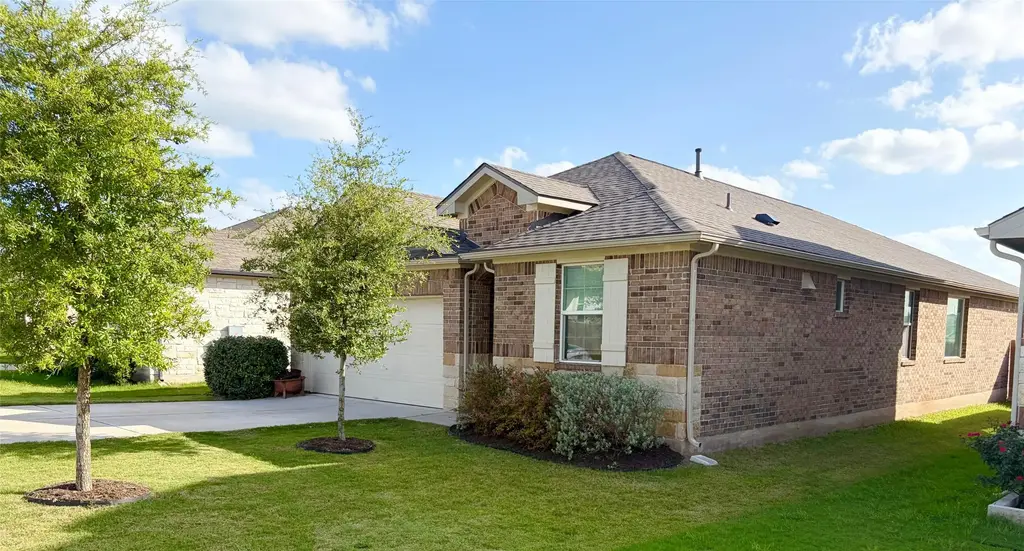 813 Cade Cove, Georgetown