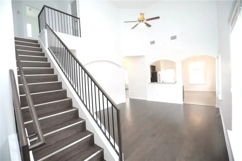 18421 Moreto Loop, Pflugerville