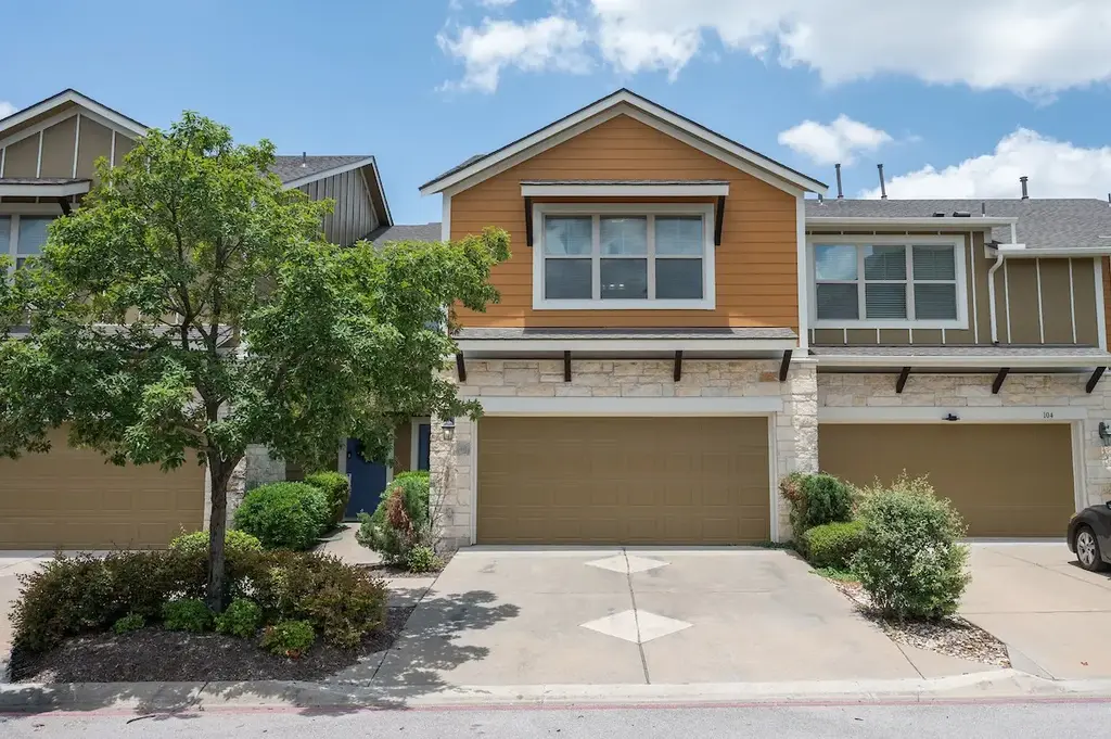 1620 Bryant Drive 103, Round Rock