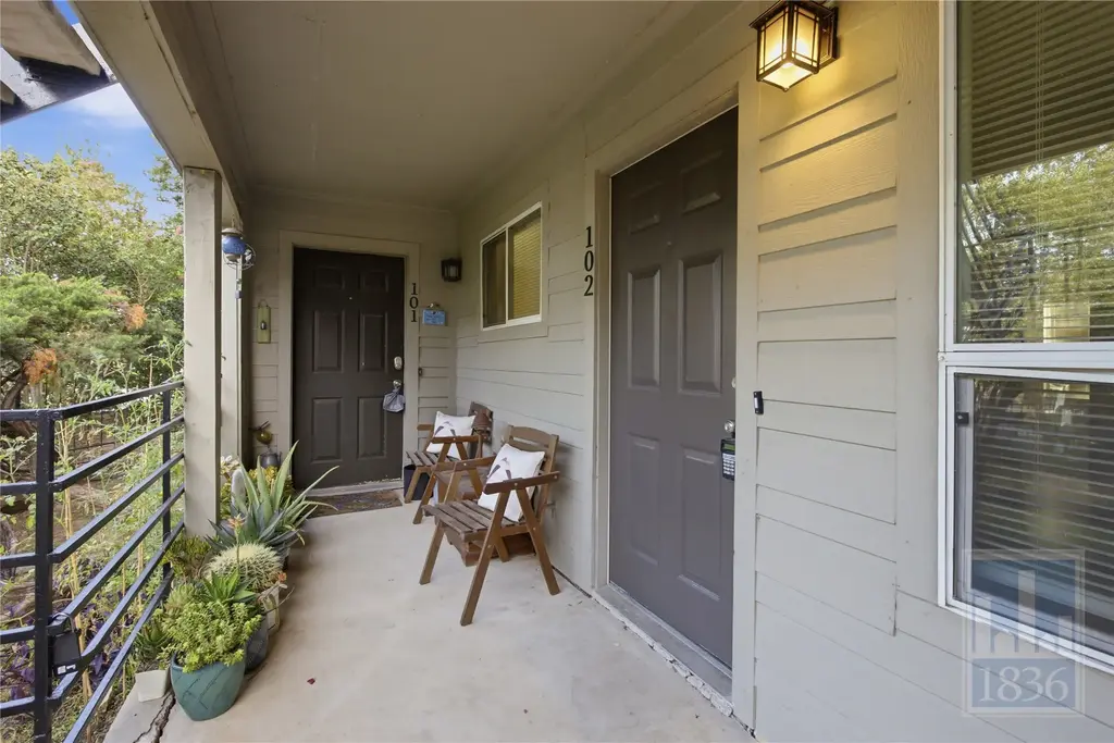 1514 Parker Lane 102, Austin