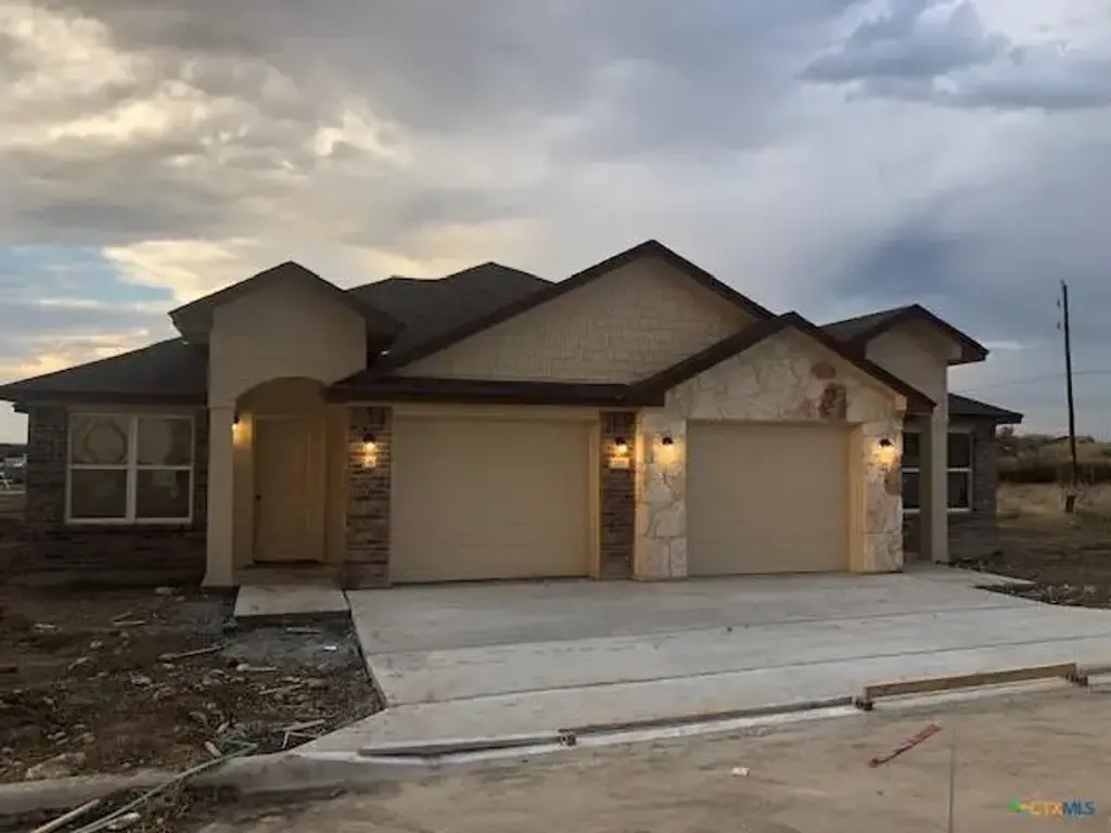 117 Calvin Smith Lane, Jarrell