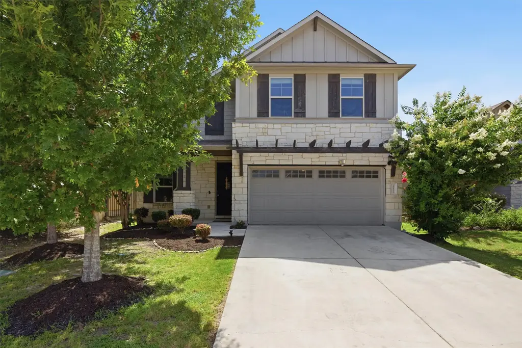 212 Russet Trail, Georgetown