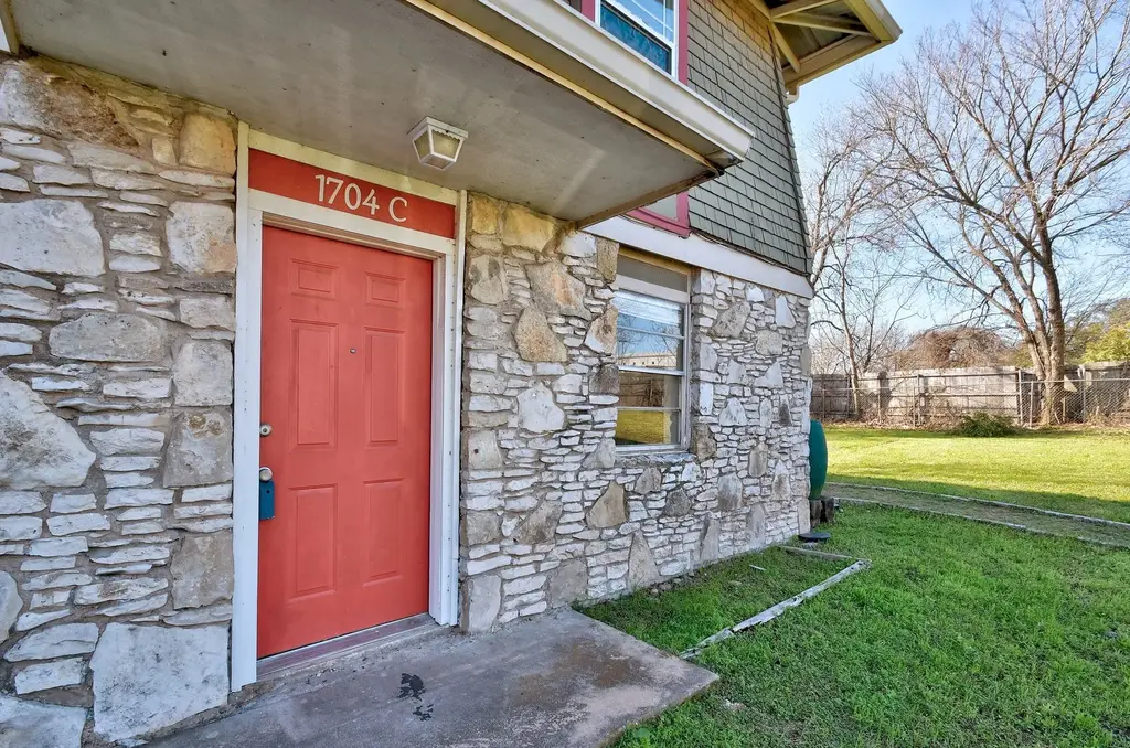 1704 E.m. Franklin Avenue Unit C, Austin