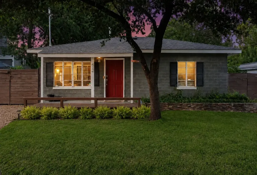412 W Croslin Street, Austin