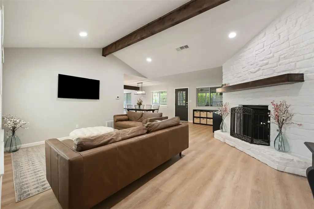 6105 Sun Vista Drive, Austin