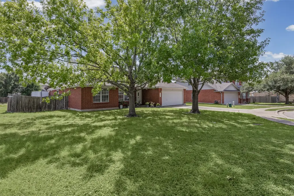 1313 Laurelleaf Drive, Pflugerville