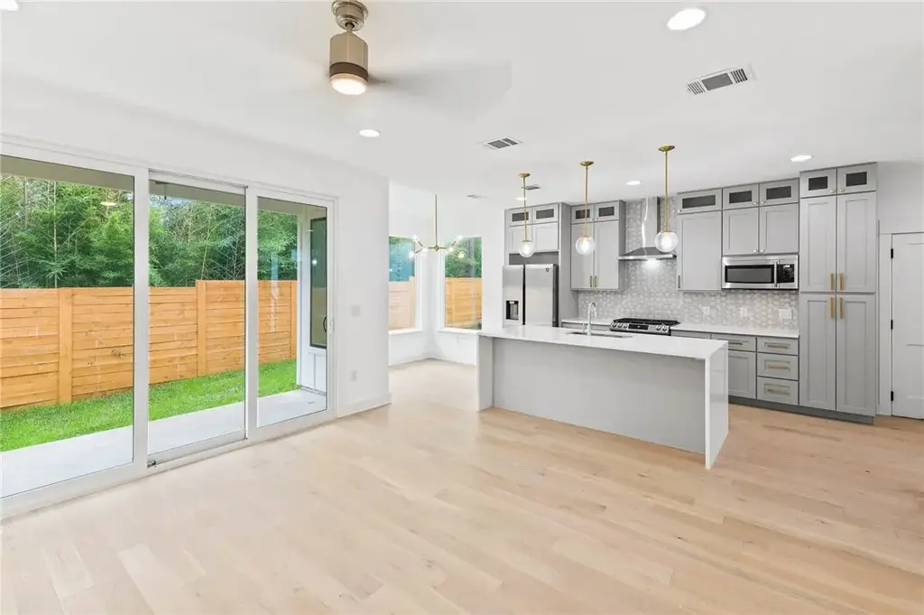 3321 Hemlock Avenue 2, Austin