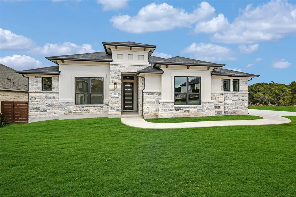 1232 Stormy Drive, Georgetown
