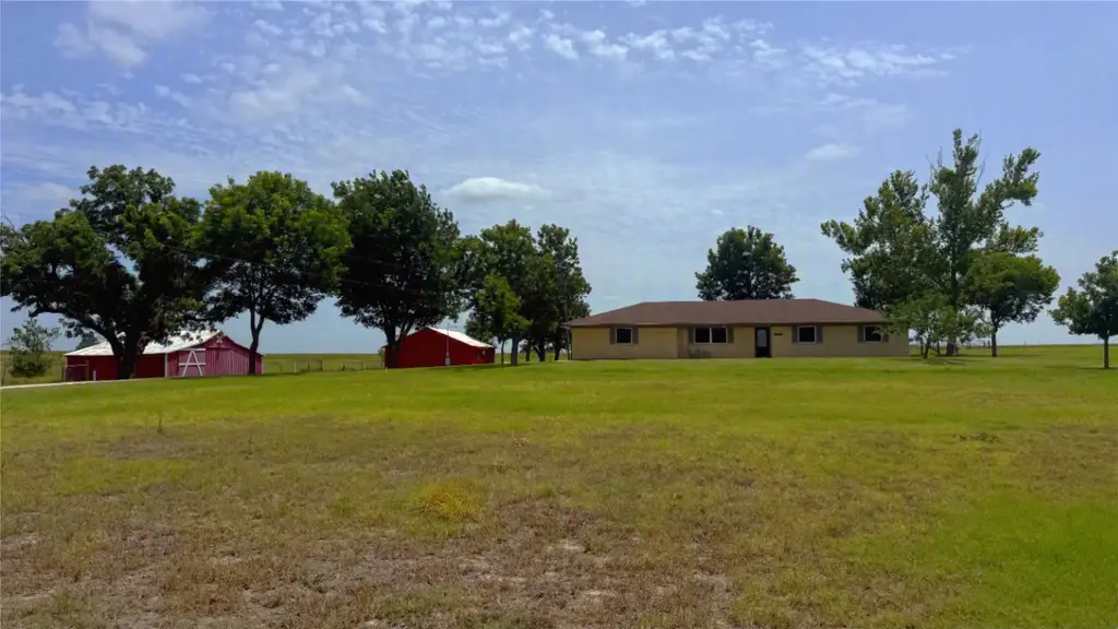 10150 Fm 619, Taylor