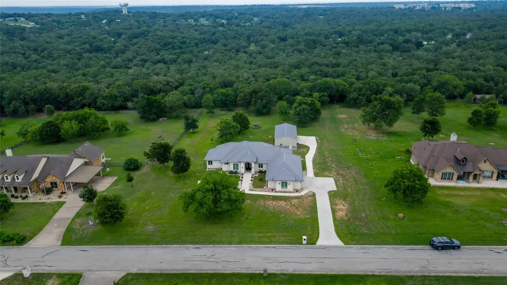 145 Pavilion Drive, Cedar Creek