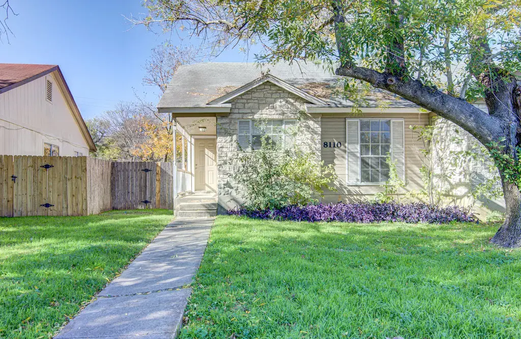 8110 West Gate Boulevard B, Austin