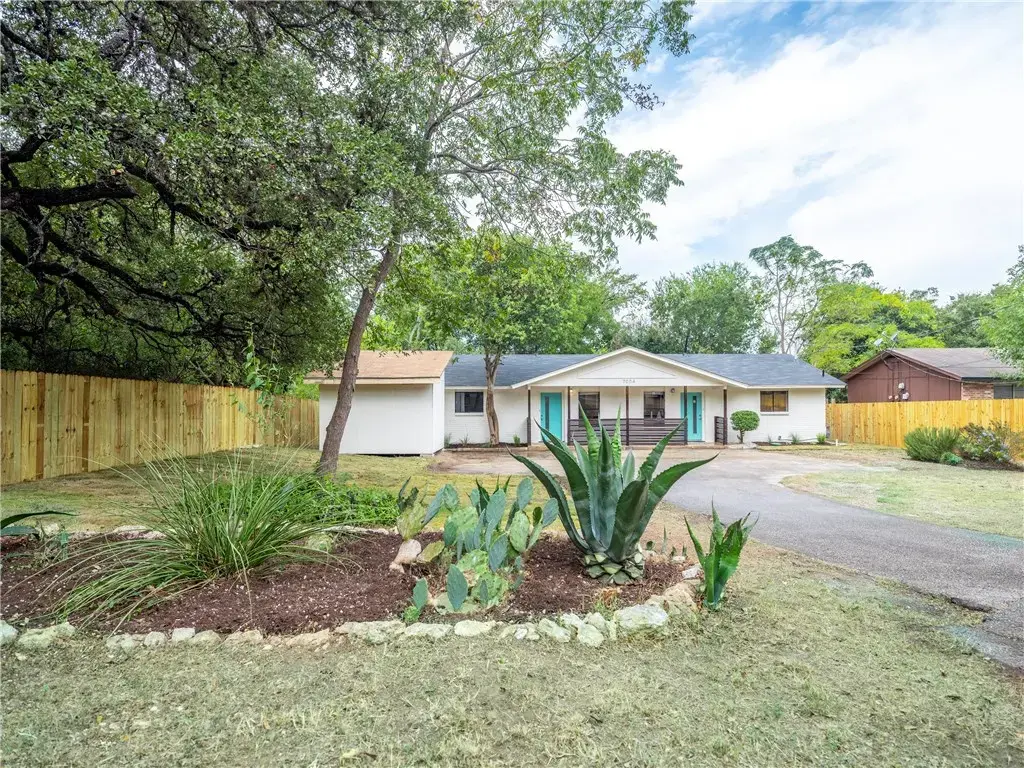 7004 Circle S Road B, Austin