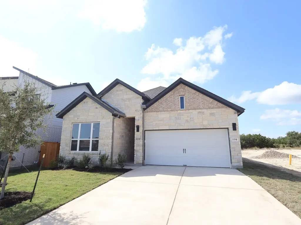 194 Norway Spruce Street, Dripping Springs