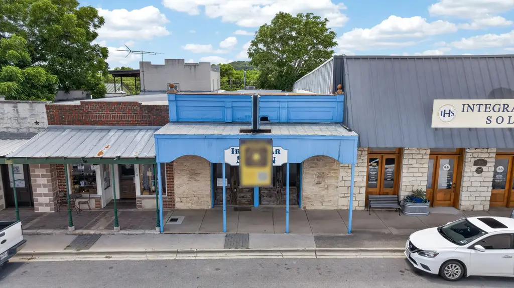 308 S Main Street, Burnet