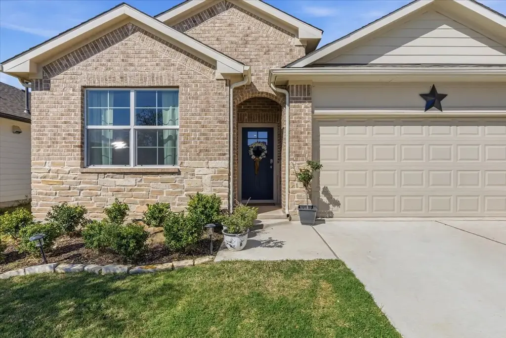 112 Rainmaker Cove, Bastrop