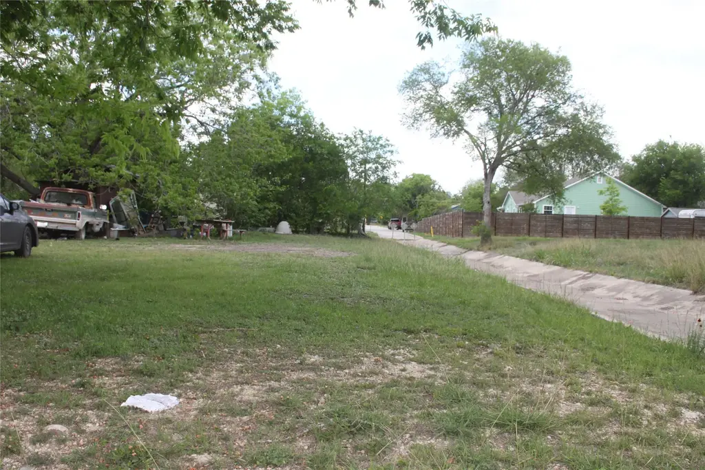 801 Tank Street, Lockhart