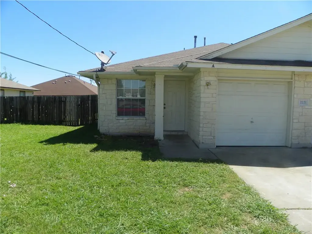 2221 Creekside Lane A, Georgetown