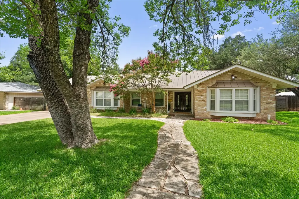 4208 North Hills Drive, Austin